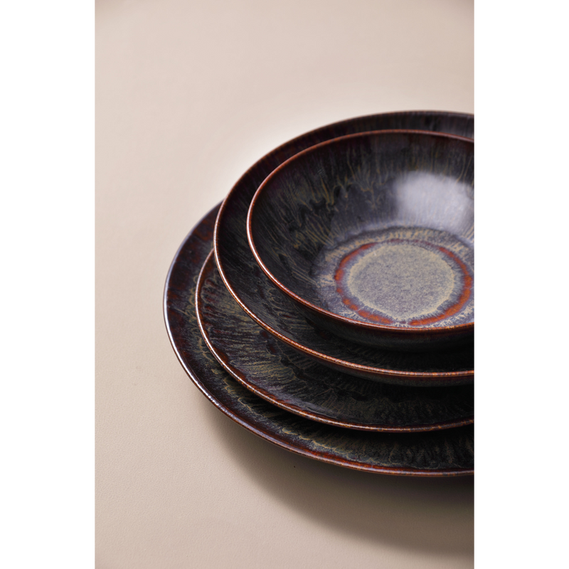 Brown Stoneware Plate, Diameter 27 cm, Collection Victory, 1 piece
